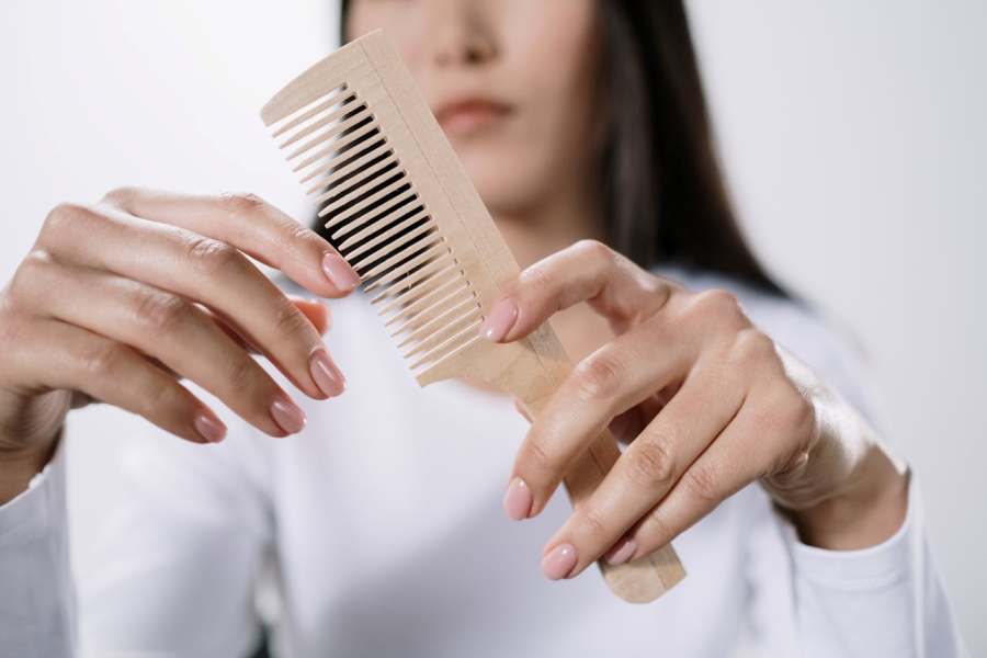 What to look for when choosing a Wooden comb